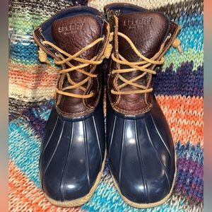 Sperry duck boots - size 8.5